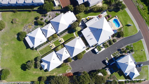 Surfpoint Resort - Accommodation Gladstone 0