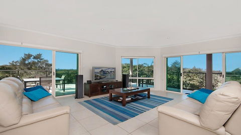 Surfside @ Shellys - East Ballina - Accommodation Gladstone 0