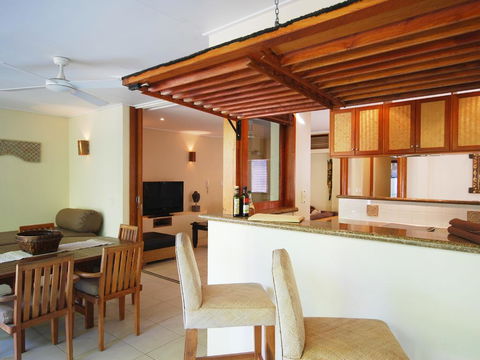 Surya Beachfront Villa No.1 - Accommodation Gladstone 2