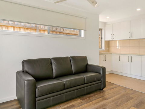 Swan Bay Lookout - Accommodation Gladstone 3