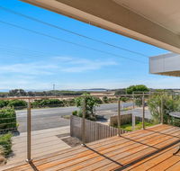 Swan Bay Lookout - Accommodation Gladstone