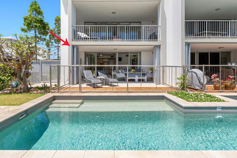 SWIM UP DRIFT APARTMENT 12 South - Accommodation Gladstone 0