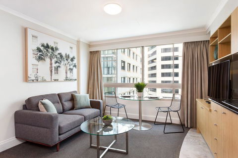 Sydney CBD Studio Apartment With Stunning View Of Darling Harbour (1704 KNT) - Accommodation Gladstone 3