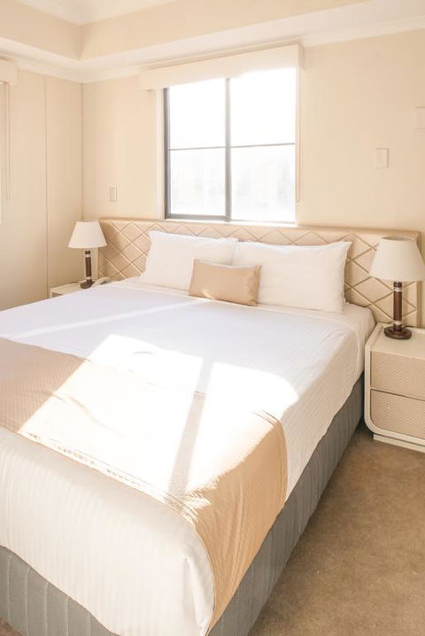 Sydney Hotel Harbour Suites - Accommodation Gladstone 3