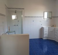 Symuya - Accommodation Gladstone