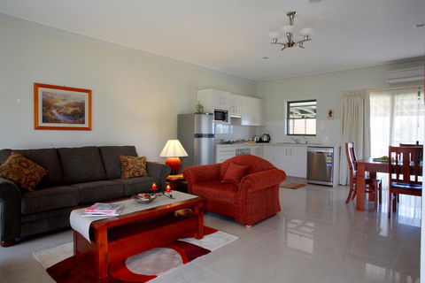 Talga Estate - Accommodation Gladstone 3