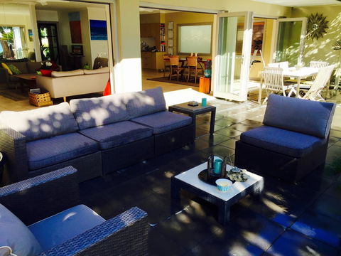 Tali Oak Beach House - Accommodation Gladstone 2