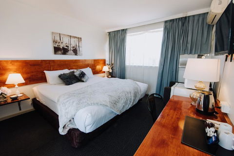 Tamworth City Motel - Accommodation Gladstone 2
