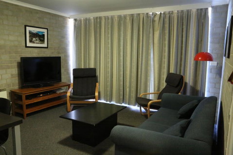 Tanderra 4 - Accommodation Gladstone 3