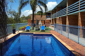 Tannum On The Beach Motel with Accommodation Gladstone