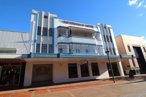 Tattersalls Hotel - Accommodation Gladstone 0