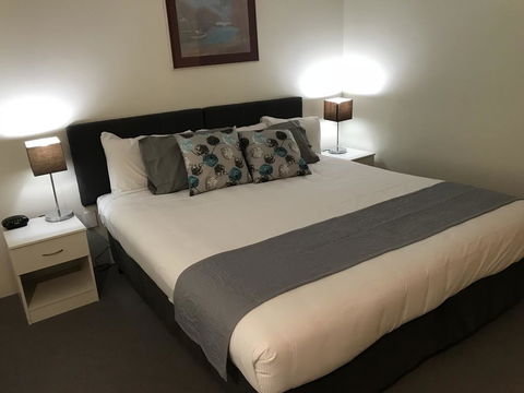 Tea Gardens Motel - Accommodation Gladstone 0