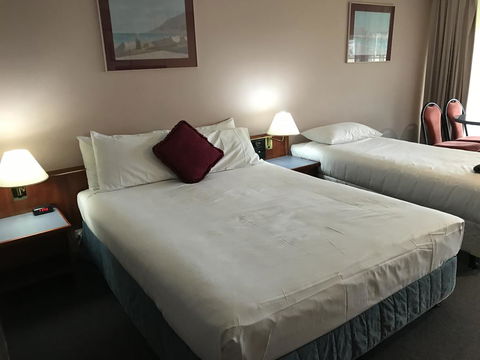 Tea Gardens Motel - Accommodation Gladstone 1