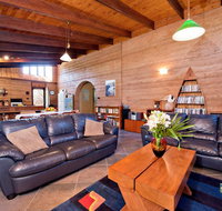 Tea Tree - Accommodation Gladstone