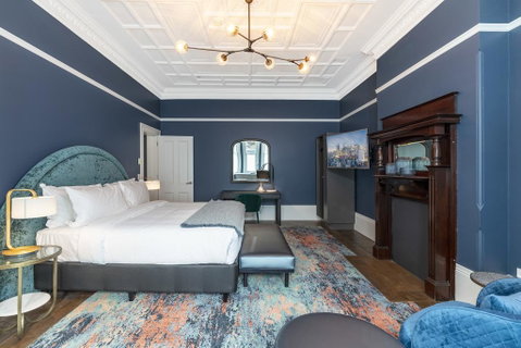 The Albert Mosman - Accommodation Gladstone 0
