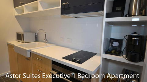 The Astor Suites - Accommodation Gladstone 3