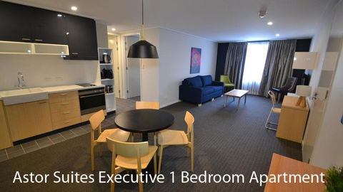 The Astor Suites - Accommodation Gladstone 2
