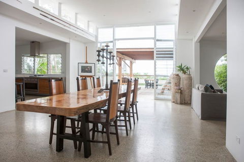 THE BEACH HAVENS - Accommodation Gladstone 2