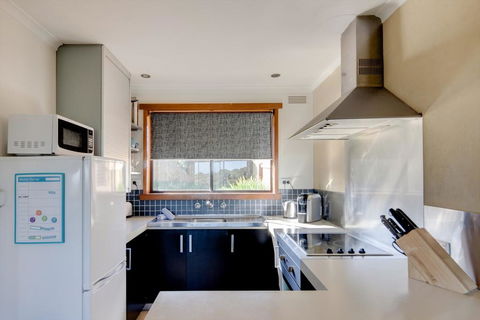 The Beach House - Accommodation Gladstone 0