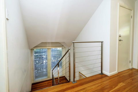 THE BEACH HOUSE - Accommodation Gladstone 1