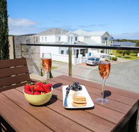 The Beach House At Bayside - Accommodation Gladstone