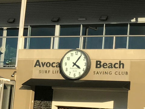 The Beach Hut Avoca Beach NSW - Accommodation Gladstone 3