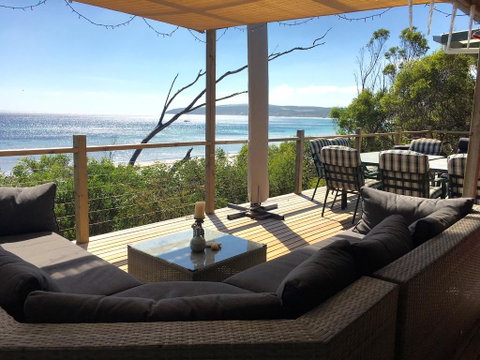 The Beach Shack - Accommodation Gladstone 0