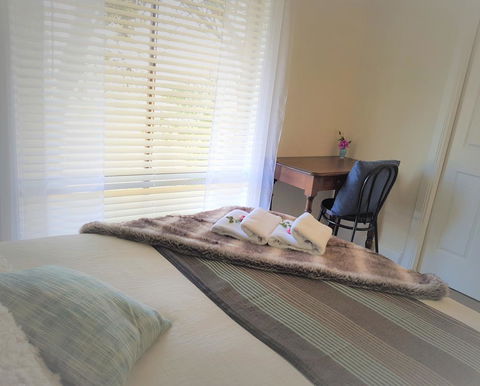 Birch Lane - Accommodation Gladstone 23