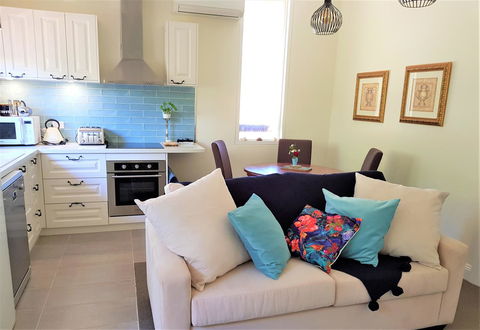 Birch Lane - Accommodation Gladstone 15