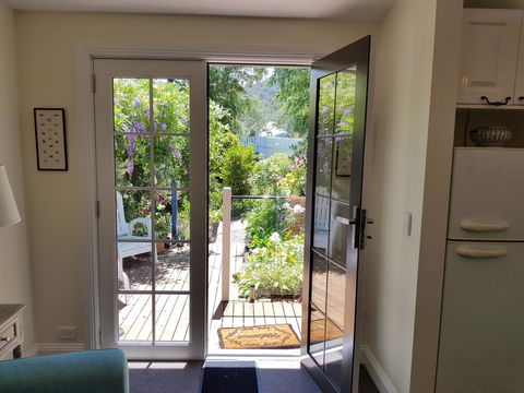 Birch Lane - Accommodation Gladstone 2