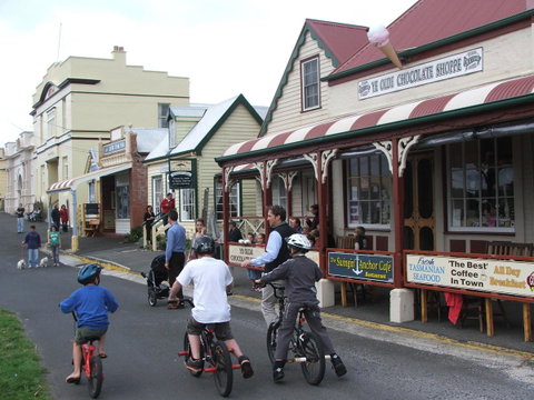 Ellie\'s Cottages - Accommodation Gladstone 33