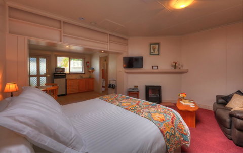 Ellie\'s Cottages - Accommodation Gladstone 12