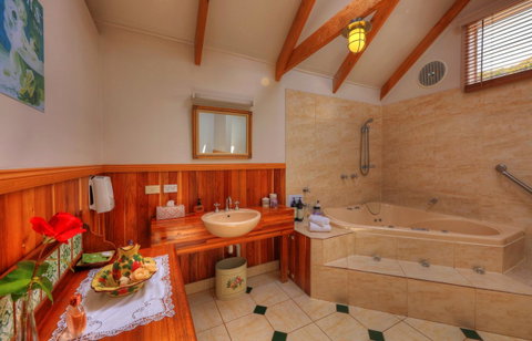 Ellie\'s Cottages - Accommodation Gladstone 15