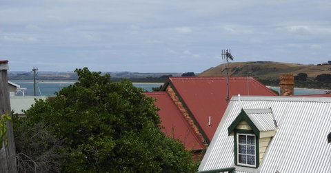 Ellie\'s Cottages - Accommodation Gladstone 4