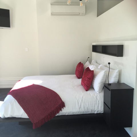 Willesden On Stoke - Accommodation Gladstone 14