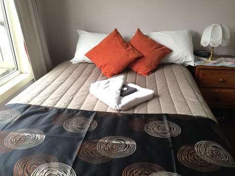 Oatlands Retreat - Accommodation Gladstone 5