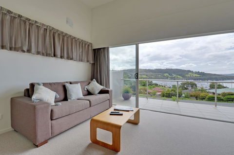 The Cove Kettering - Accommodation Gladstone 24