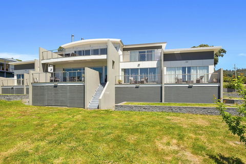 The Cove Kettering - Accommodation Gladstone 2