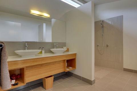The Cove Kettering - Accommodation Gladstone 26