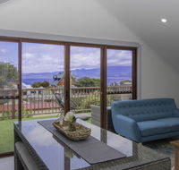 South Arm Luxury Loft - Accommodation Gladstone