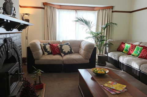 Moonah Central Apartments - Accommodation Gladstone 16