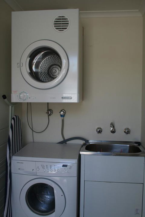 Moonah Central Apartments - Accommodation Gladstone 31