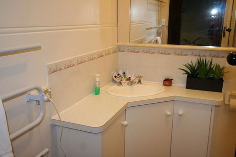 Moonah Central Apartments - Accommodation Gladstone 1