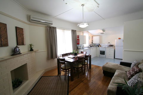 Moonah Central Apartments - Accommodation Gladstone 40