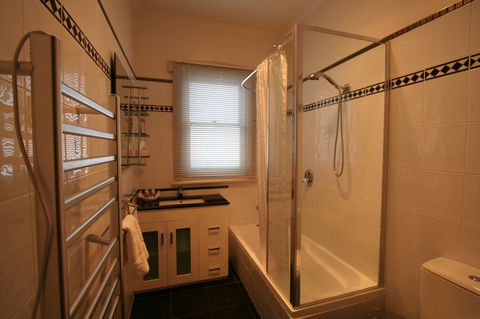 Moonah Central Apartments - Accommodation Gladstone 42