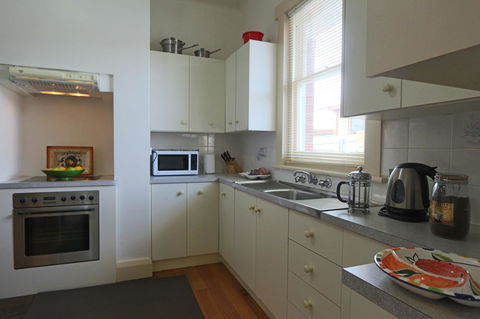 Moonah Central Apartments - Accommodation Gladstone 17