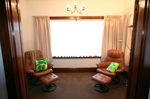 Moonah Central Apartments - Accommodation Gladstone 25
