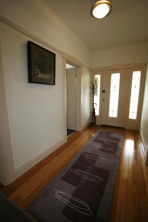 Moonah Central Apartments - Accommodation Gladstone 24
