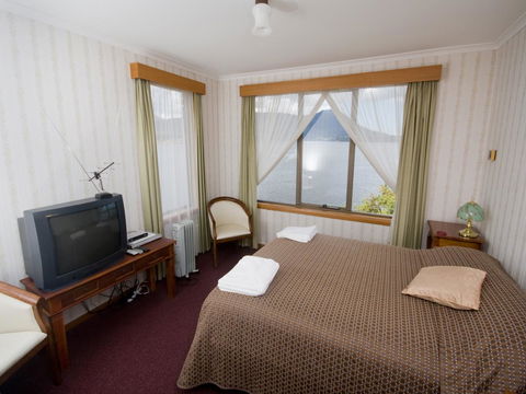 Derwent Retreat - Accommodation Gladstone 5