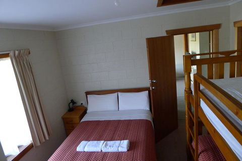 Willaway Motel Apartments - Accommodation Gladstone 6